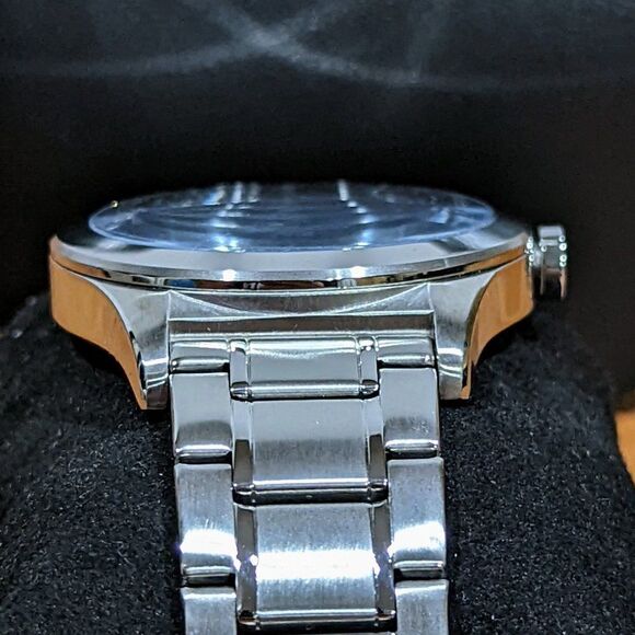 Armani Exchange Men's AX2320 Silver Quartz Watch - Picture 12 of 14